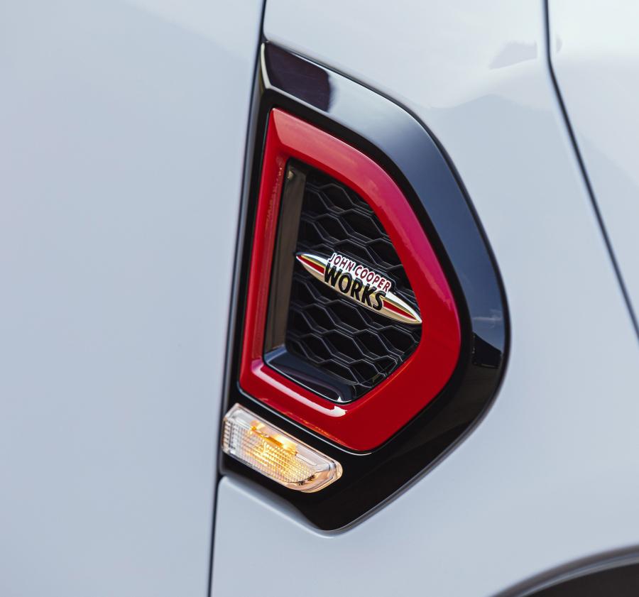 Детали экстерьера Mini John Cooper Works Countryman (F60) 2017 года  (LA) (фото 29 из 41)